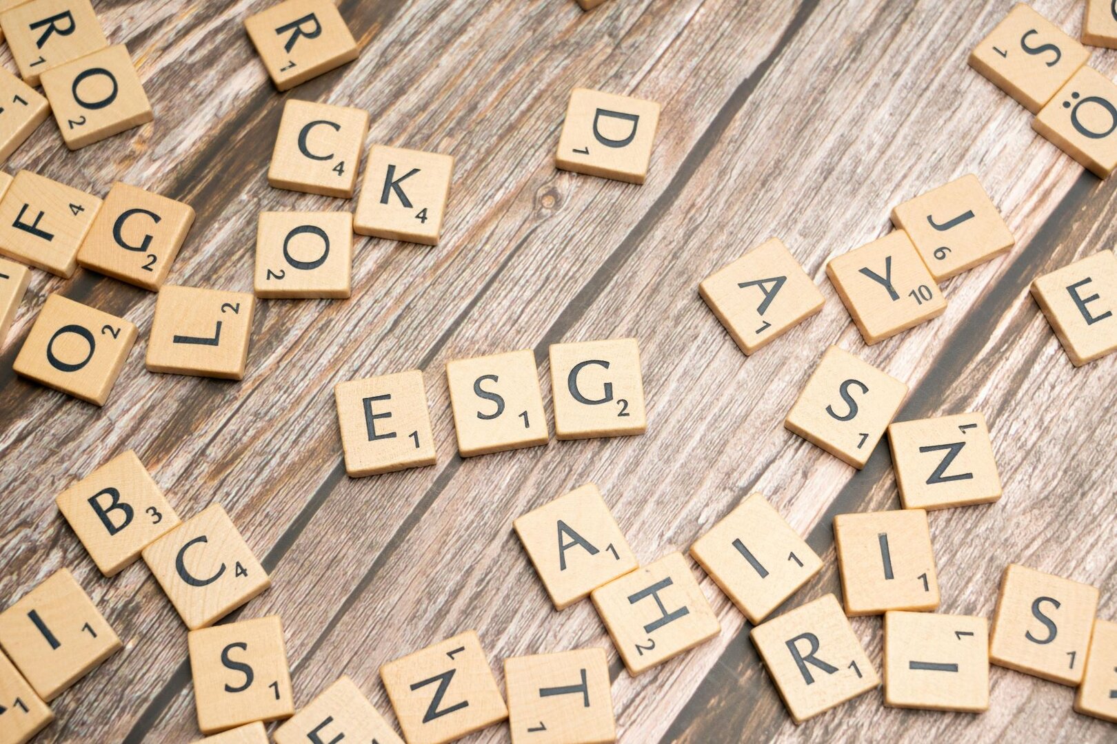 Letters Stones, ESG